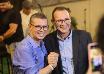 Governador Fábio Mitidieri transfere comando do Estado ao vice Zezinho Sobral