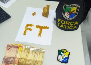 90 gramas de crack são apreendidas e dois homens são detidos em Propriá