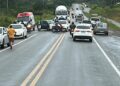 Engavetamento envolvendo quatro carros deixa ferido na BR-235, em Socorro