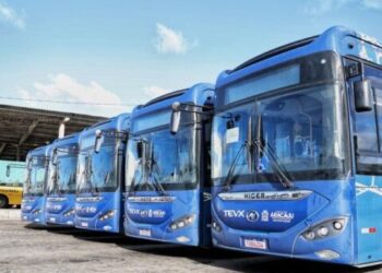 Aracaju recebe mais 15 ônibus elétricos para reforçar transporte coletivo Nova entrega amplia a frota para